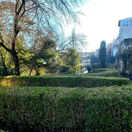Guest house In Guest - La Grange Aux Mille Feuilles *