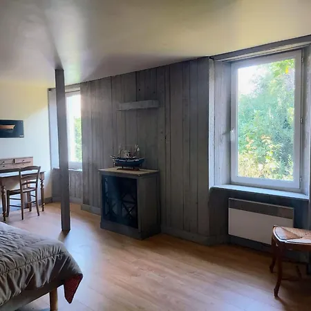 Gasthuis La Grange Aux Mille Feuilles Castres (Tarn)